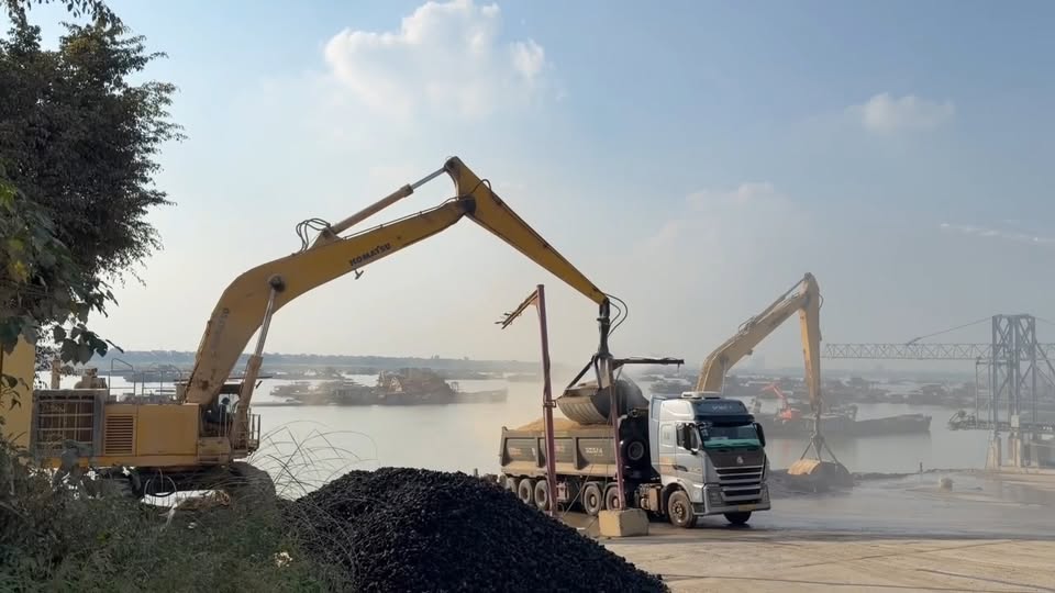 ⚒️CẬP NHẬT TIẾN ĐỘ GIAO NHÂN QUẶNG APTIT 💪 Quặng vẫn chất, hàng vẫn chạy, anh em vẫn cháy hết mình!